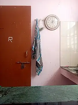 CUTE-LOVE-SWEETS Adlı Modelin Web Kamerası Şovu