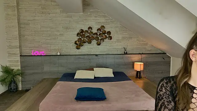 Chat XXX Live hornyb33_