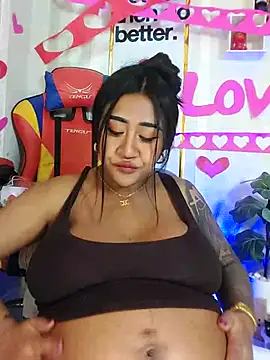 XXX_harna élő XXX-chatje