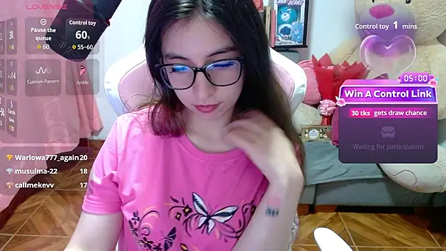 Maggie_Fox3 élő XXX-chatje