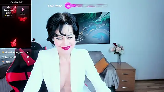 Chat +18 de Silvia_Wallec ao vivo