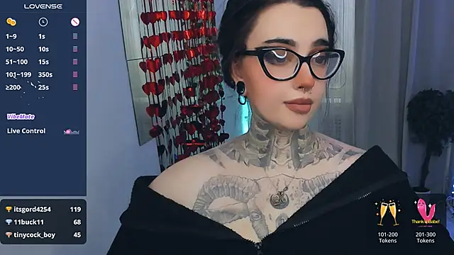 XXX chat uživo modela Dixi_Pixi_