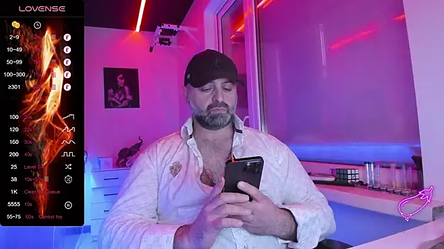 دردشة HAIR-MAN الجنسية المباشرة