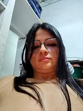 Czat XXX na żywo – Linda_Lars