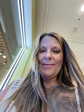 RubyInk élő XXX-chatje