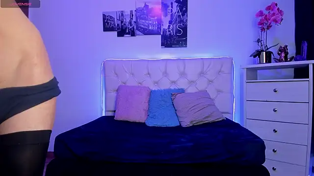 دردشة Juli_Roos_ الجنسية المباشرة