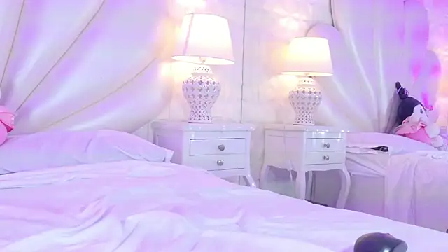 XXX chat uživo modela SammyJhuls