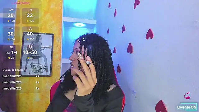 Chat +18 de dolly_boob ao vivo