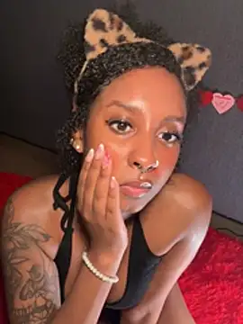 Your_Paris Adlı Modelin Canlı XXX Sohbeti