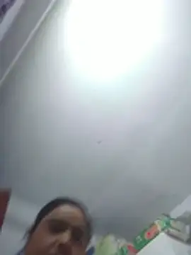 momo_loves Chat XXX live