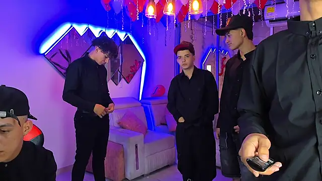 Chat +18 de Houseofwarrios ao vivo