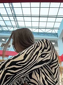 KishaMur Chat XXX in diretta