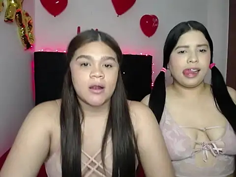 Chatroom XXX en direct de 2moons_full_of_love