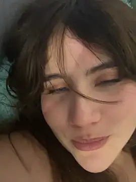 دردشة ivy_velvet الجنسية المباشرة