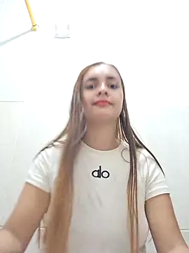 alice_ksn Webbikameraesitys