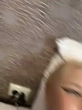 دردشة AmmyHot الجنسية المباشرة