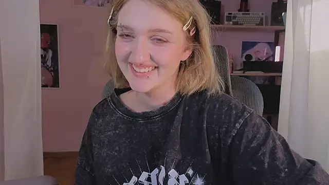 ELLIEJAY live XXX chat