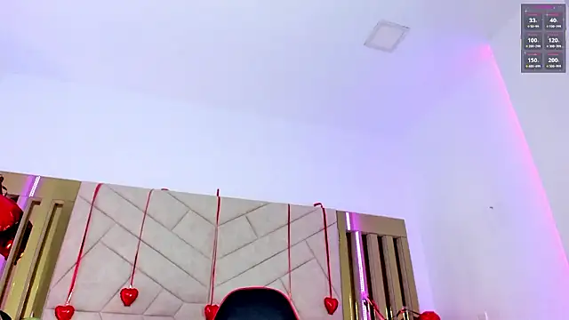 LunaPleasure: онлайн-секс-чат