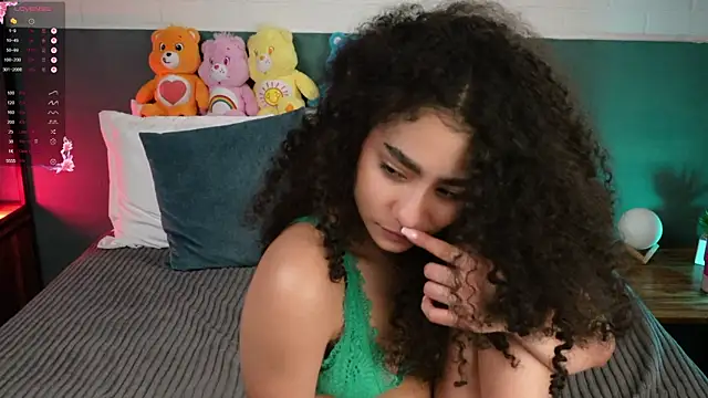 Victoria_Curly live XXX chat