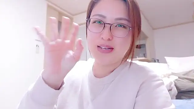 Chatroom XXX en direct de x_RiaRia_x