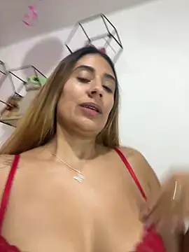 Chatroom XXX en direct de Megumi_Ivanov