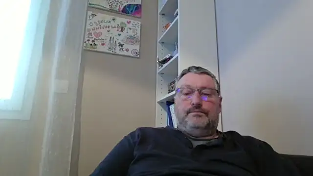 doudou310 – Kamerová šou