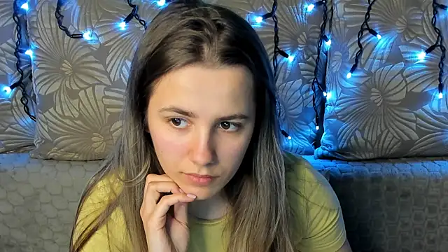 MaggieCake live XXX chat