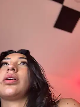 _Aura-'s Live XXX Chat