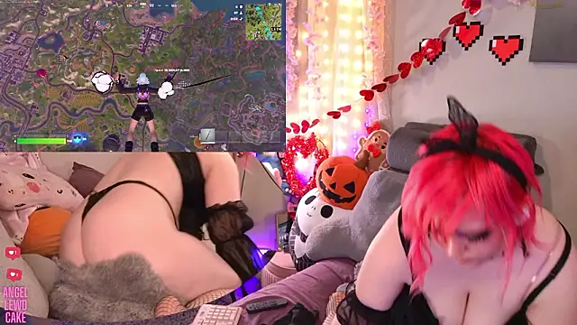 Chatroom XXX en direct de Angel-Lewd-Cake