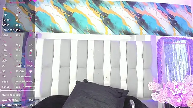 IsaDiiaz 现场XXX聊天