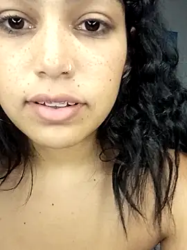 Putaalexa Adlı Modelin Canlı XXX Sohbeti