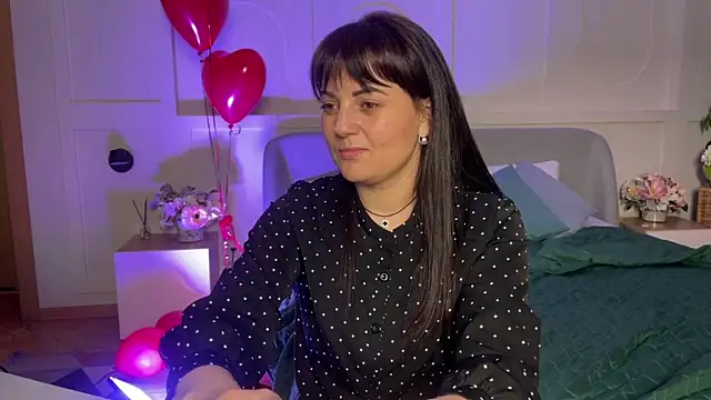 _SilkyShadow_ Live XXX-chat