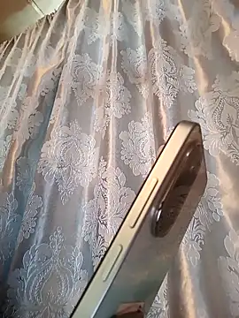 Chatroom XXX en direct de Cerd_Ayaz