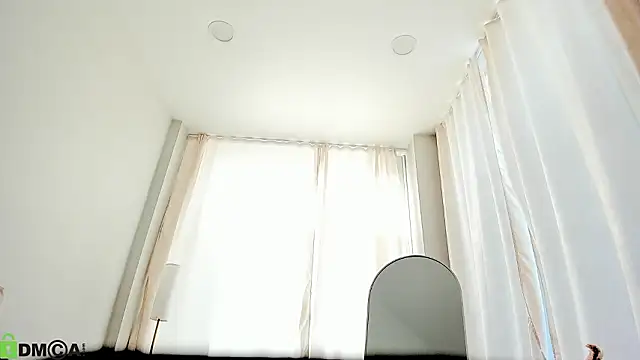 Chat +18 de Milf_Tea ao vivo