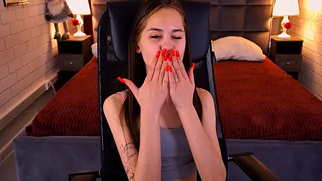 Chatroom XXX en direct de UliaNeer