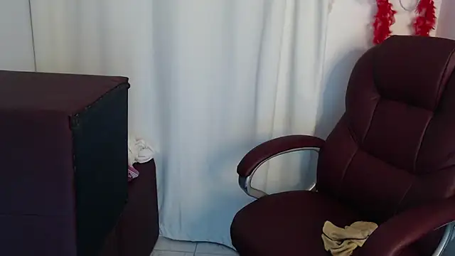 Mature_2025 ওয়েবক্যাম শো