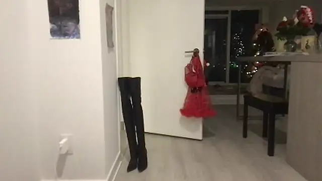 tia___fox's Live XXX Chat