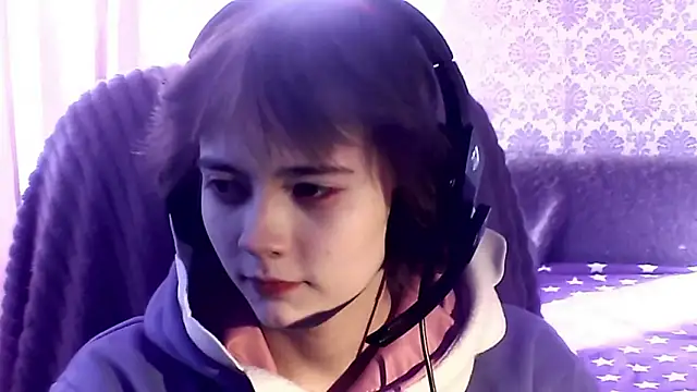 Angels_corner Adlı Modelin Canlı XXX Sohbeti