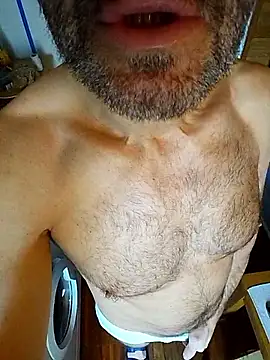 Show modela nipplegayfeet na web-kameri