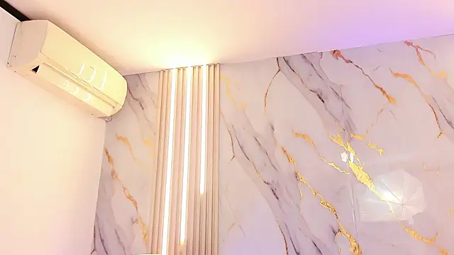 LaxiZoe's Live XXX Chat