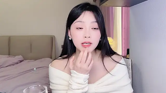 TaixiDiary Adlı Modelin Canlı XXX Sohbeti