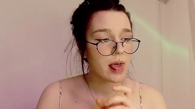 Chat +18 de lullamoo ao vivo