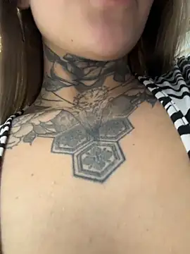 Онлайн чат XXX KishaMur