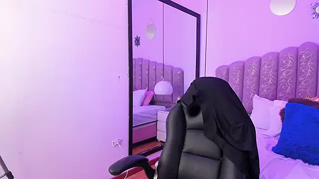 Chat +18 de Amy_Ferreira ao vivo