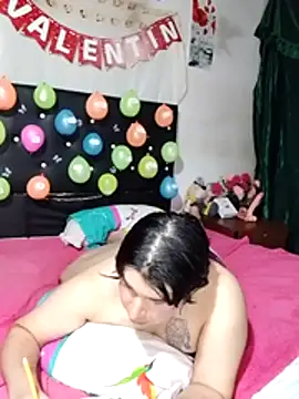 Kaissydoll 在線直播表演