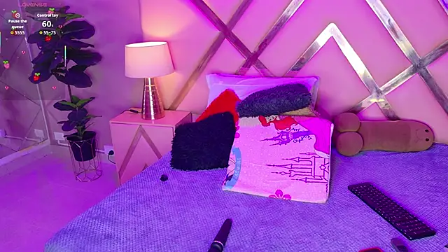 แชท XXX สดของ MalaikaBrown