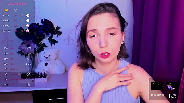 KindHazelHere_のライブXXXチャット