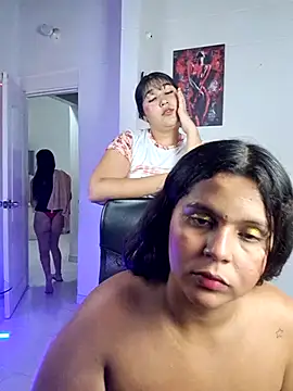 royalgirls_x's Live XXX Chat