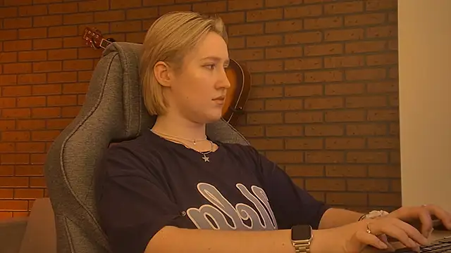 CinBellamy's Live XXX Chat