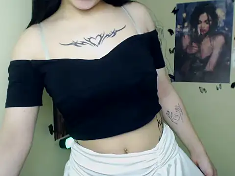 Em7MaA's Live XXX Chat